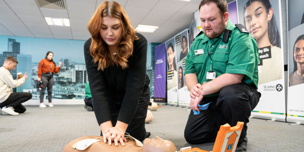community-lifesaver-course-hero.jpg